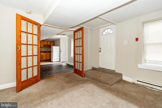 Building Photo - 5763 Pemberton St