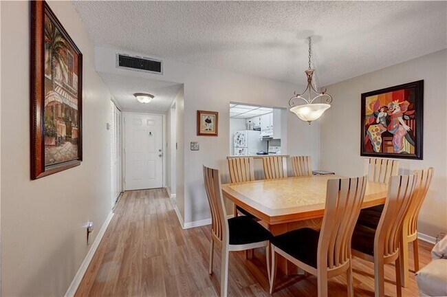 Building Photo - 4150 NW 90th Ave