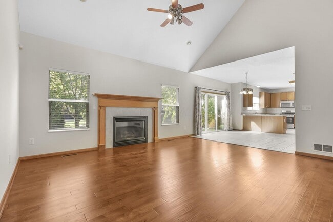Building Photo - 3825 Delwood Dr