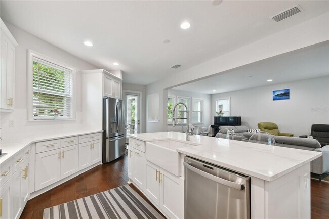 Building Photo - 5700 Interbay Blvd