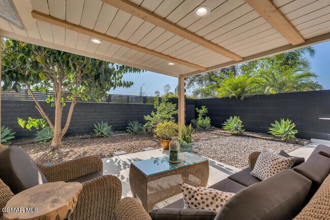 Building Photo - 15290 Bambi Ct