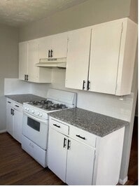 Building Photo - 1014 E 23rd St