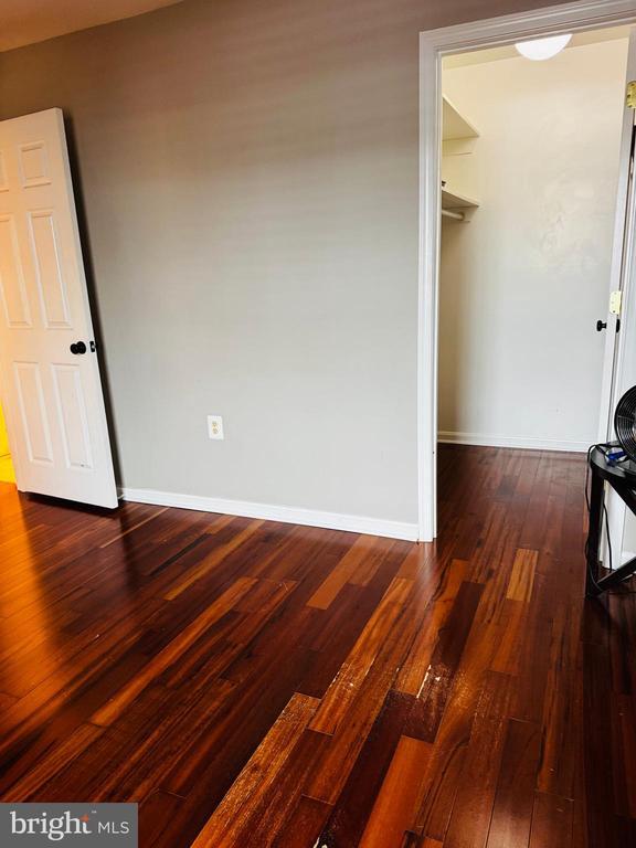 Building Photo - 118 Westwick Ct