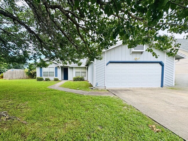 Primary Photo - Charming 3 Bedroom, 2 Bath Home with Fence...