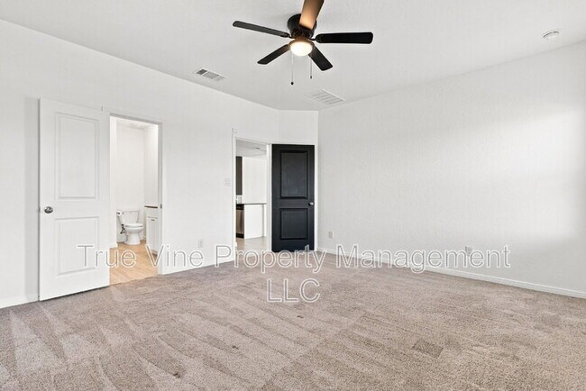 Building Photo - 5432 Cloves Cv