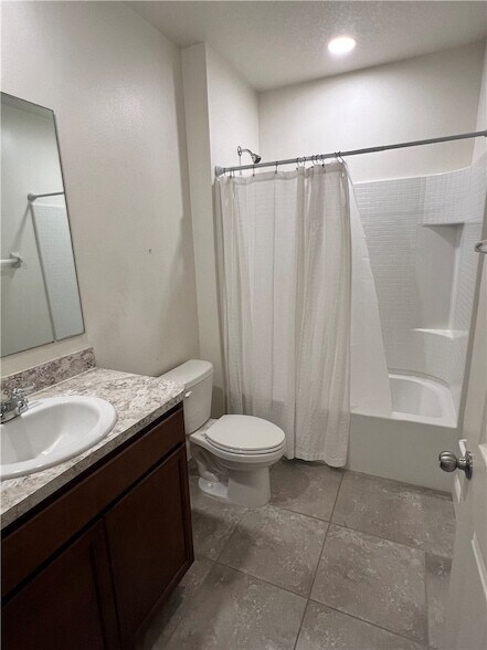 Building Photo - 3280 Roxbury Pl SW