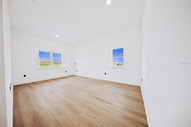 Building Photo - 156 Caladium Ave