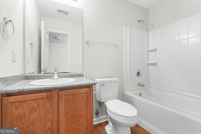 Building Photo - 7 Halyard Dr