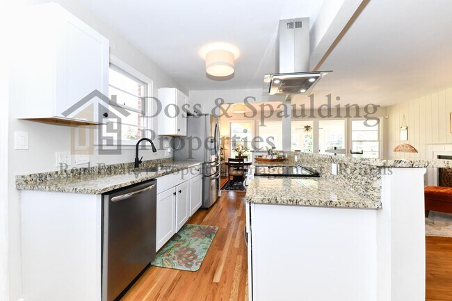 Building Photo - 4202 Henderson Rd