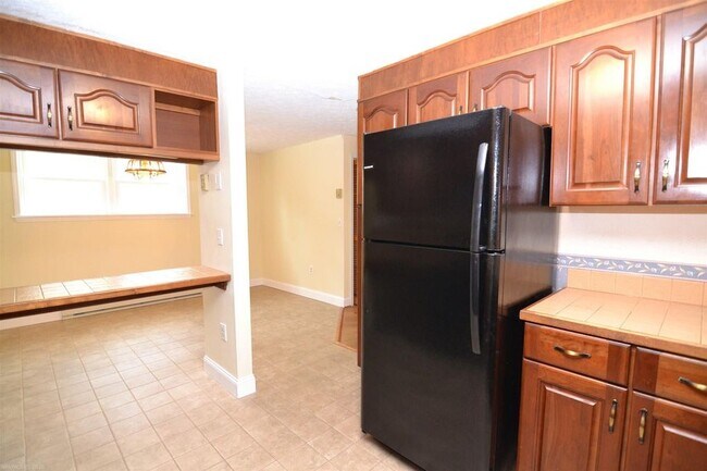 Building Photo - 1812 Gardenspring Dr