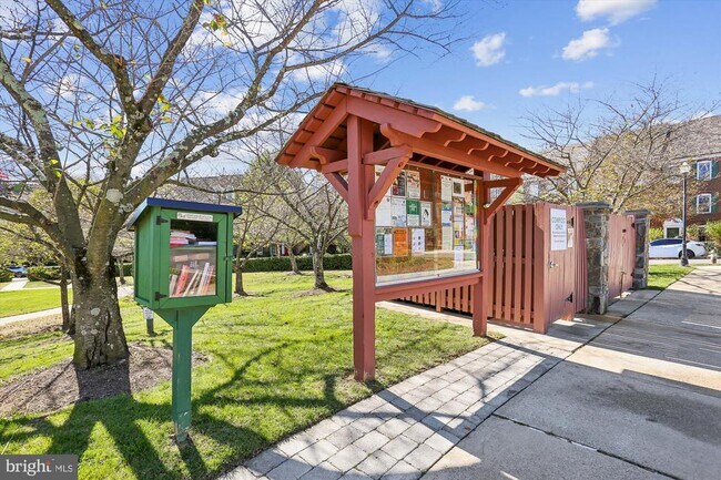 Building Photo - 164 Kendrick Pl