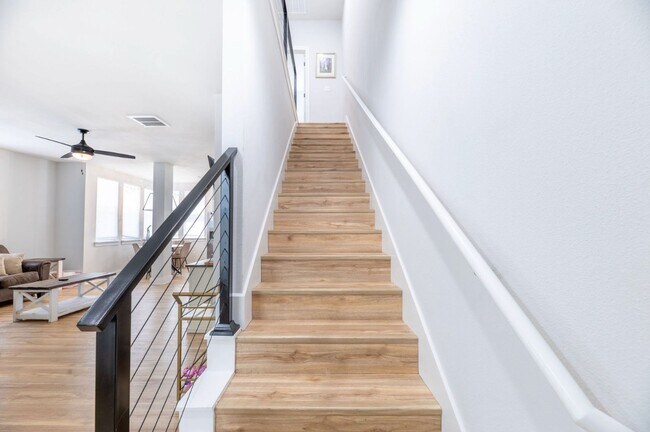 Building Photo - 3080 W Salida Ln
