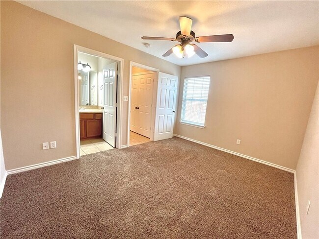 Building Photo - 3538 Paloma Ridge Dr