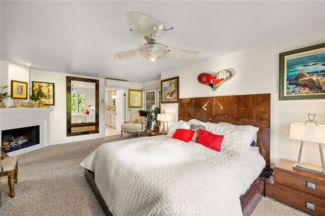 Building Photo - 486 Holly St