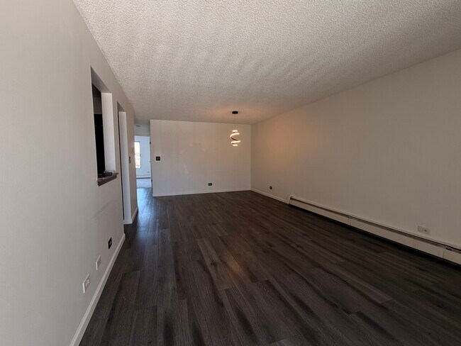 Building Photo - 149 S Gregory St