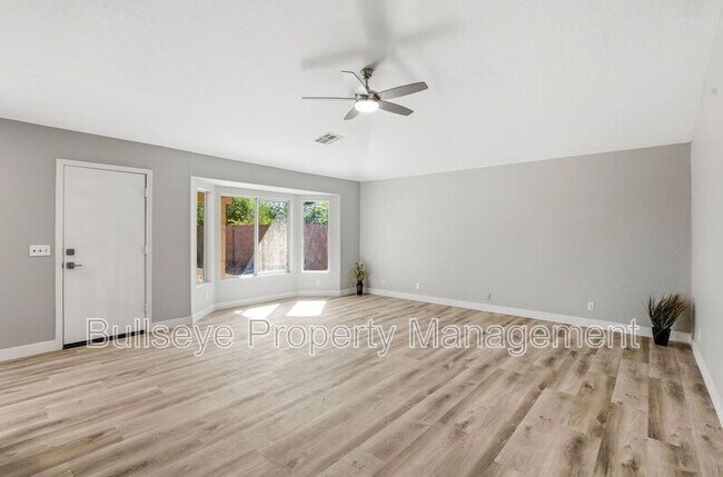 Building Photo - 2163 S Tucana Ln