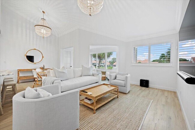 Building Photo - 402 Sea Oats Dr