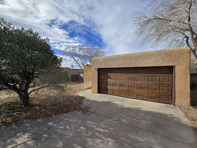 Building Photo - 157 Calle Don Jose