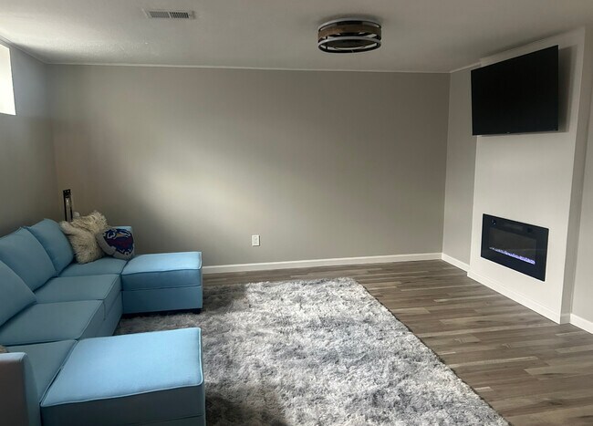 Downstairs living room - 8272 Wyatt Rd