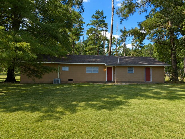 Building Photo - 1215 Garden Park Dr