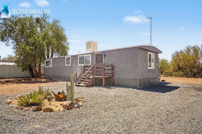 Building Photo - 6525 N Brushtail Ln