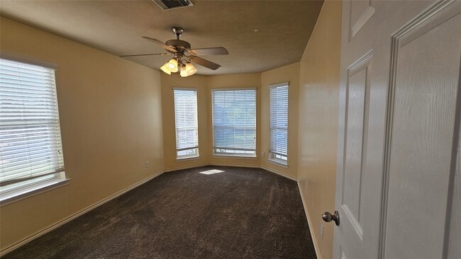 Building Photo - 2320 Shady Pine Dr