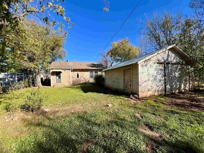 Building Photo - 3107 Hollywood Ave