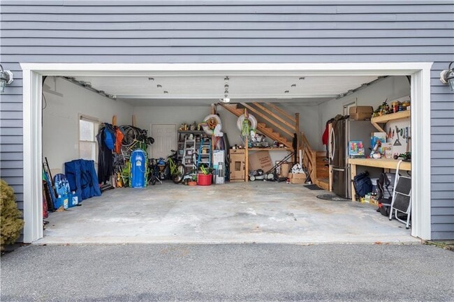 Building Photo - 45 Windstone Dr