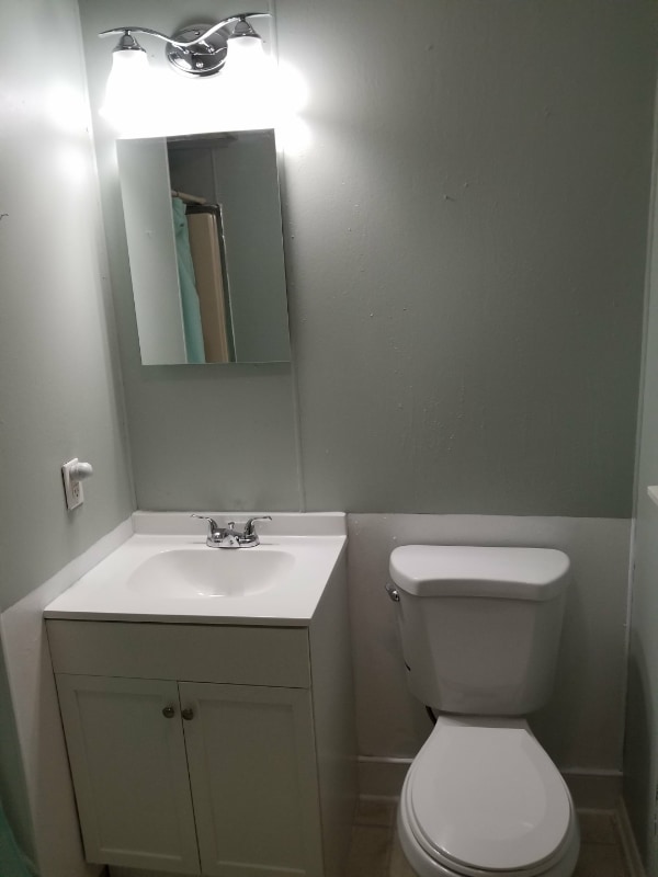 Building Photo - 33682 Briar Ct S