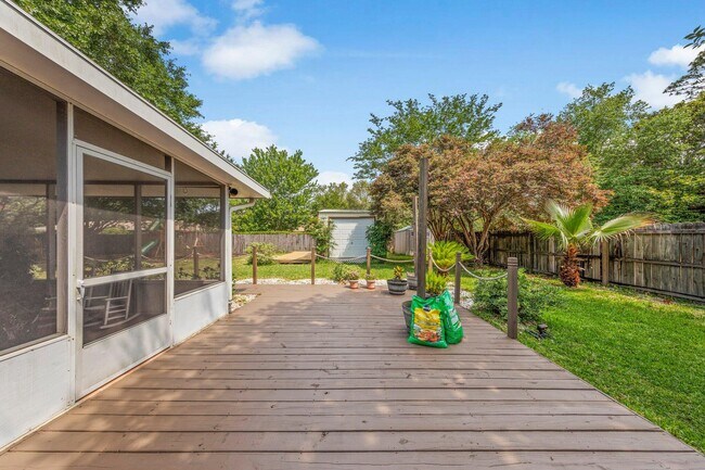 Building Photo - 4405 Southminster Cir