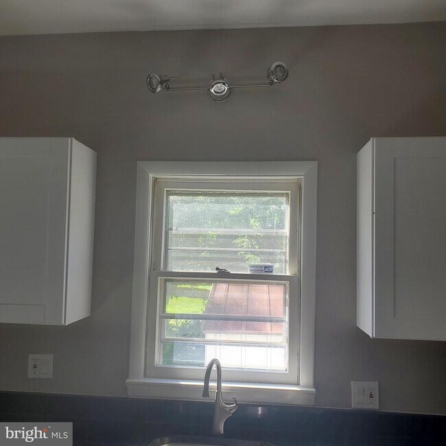 Building Photo - 12512 Stone Bridge Dr