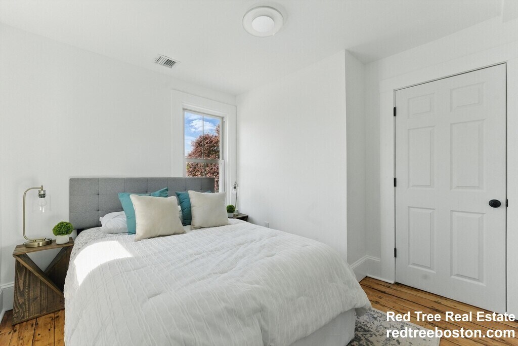 Building Photo - 80 Shirley St