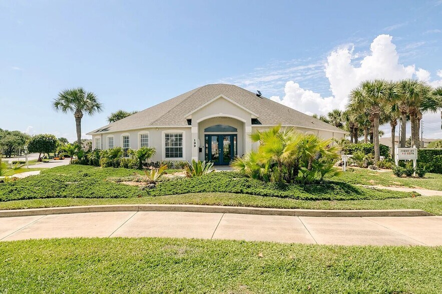Building Photo - 3701 Titanic Cir