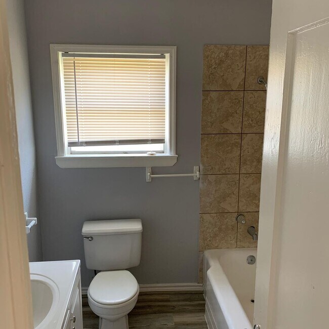 Building Photo - Gorgeous all renovated Home in Beaumont, TX!