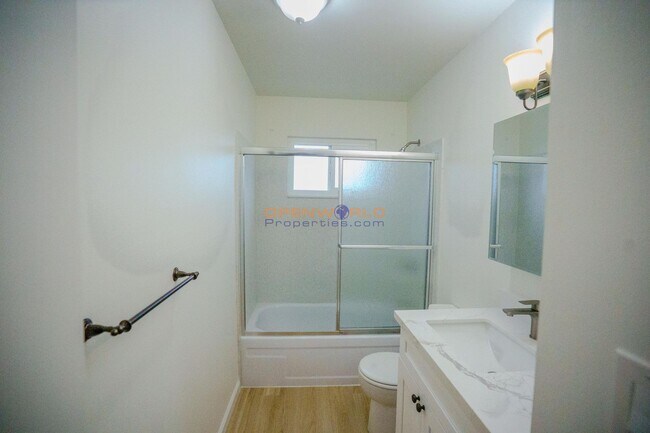 Building Photo - 414 Bancroft Ave