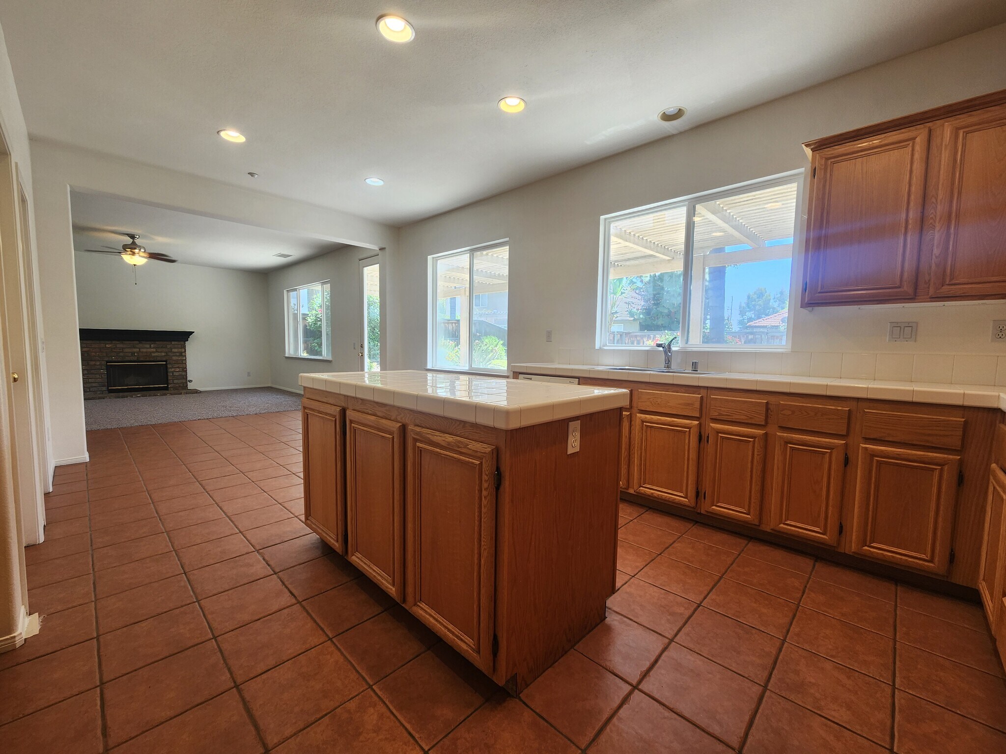 Building Photo - 1586 Silver Cup Ct