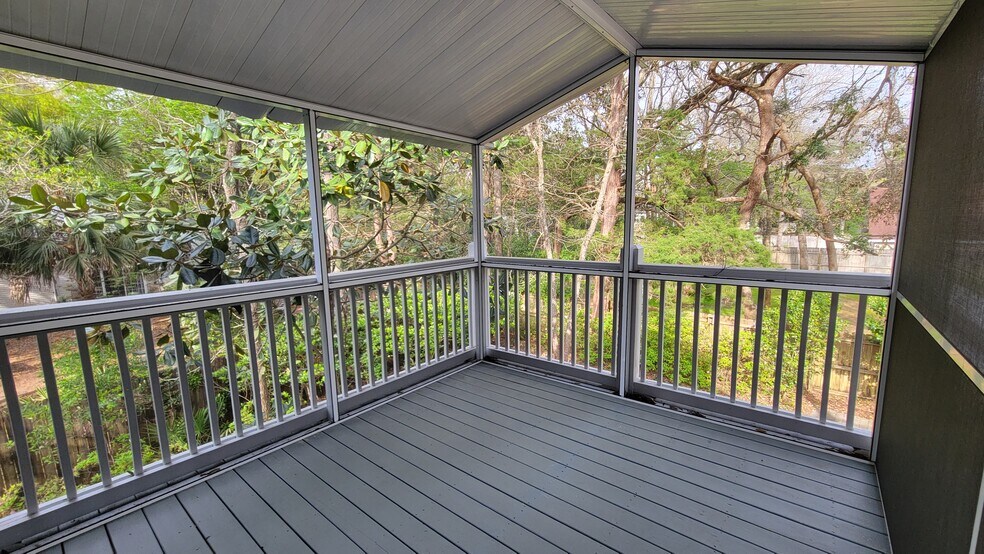 Building Photo - 45 S Blue Heron Dr