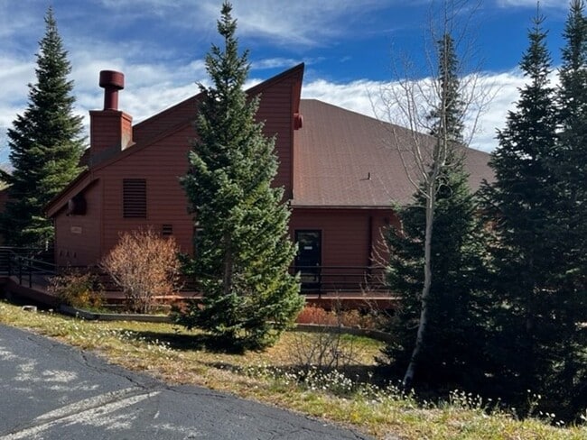 Building Photo - Long Term Rental- Timber Ridge Condos #504A