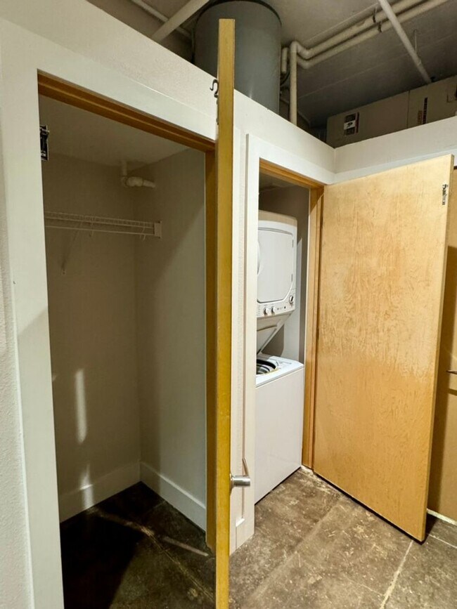 Interior Photo - 10th Street Lofts