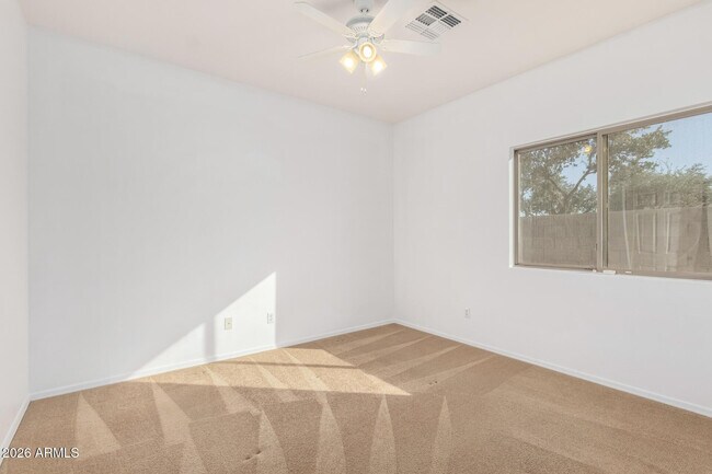 Building Photo - 7402 N 88th Ln