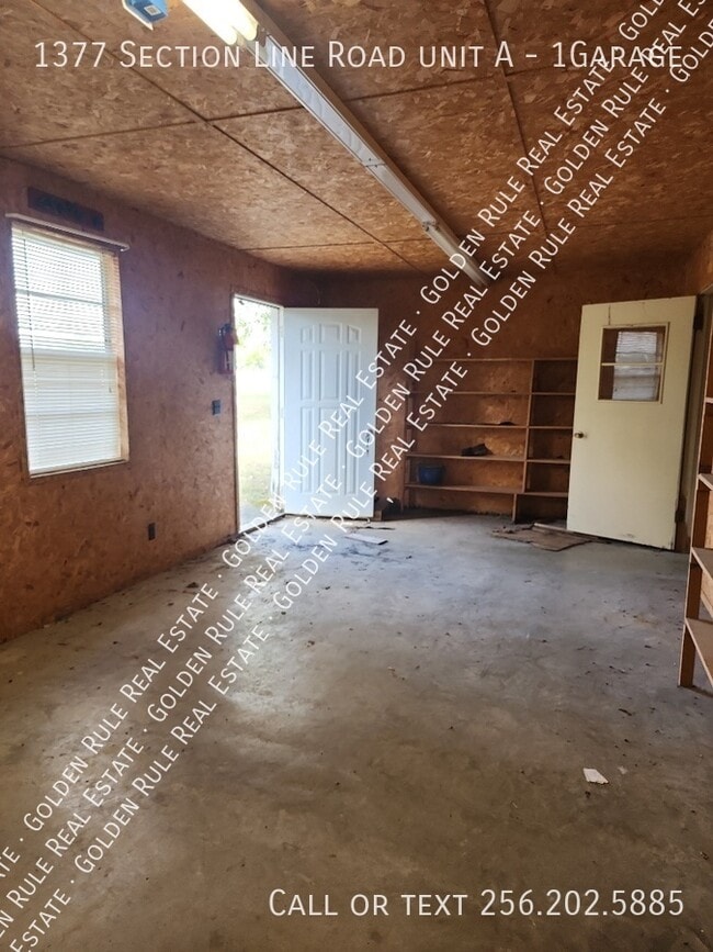 Building Photo - 1377 Section Line Rd