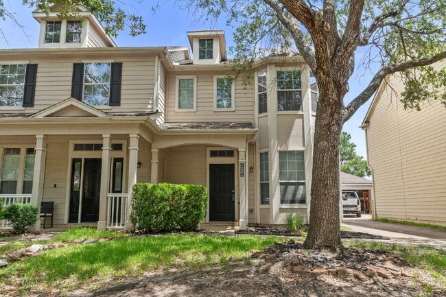 Building Photo - 16802 Pine Castle Dr