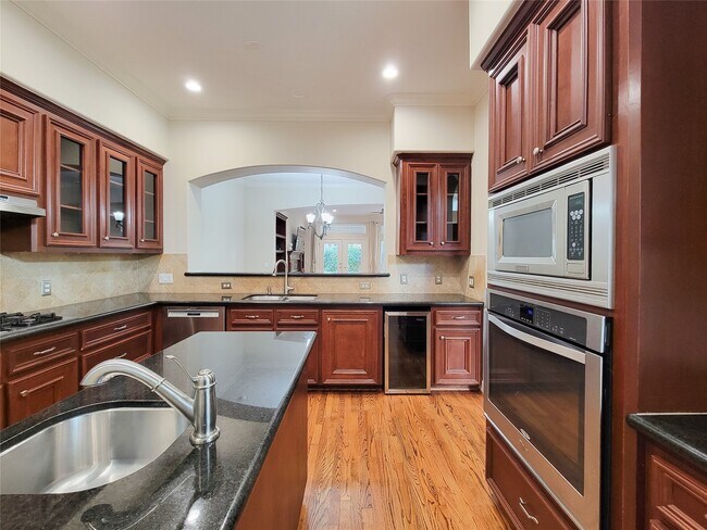 Building Photo - 5514 Feagan St