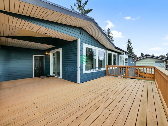 Building Photo - Beautiful 4 Bedroom 3 Bathroom Home for Rent!