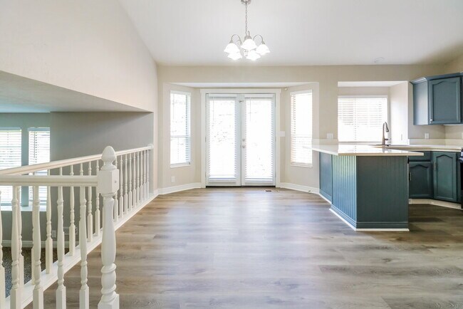 Building Photo - 6166 Eagle Nest Dr
