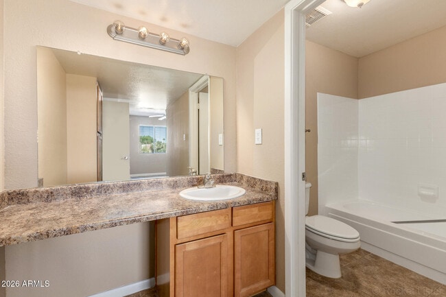 Building Photo - 5995 N 78th St