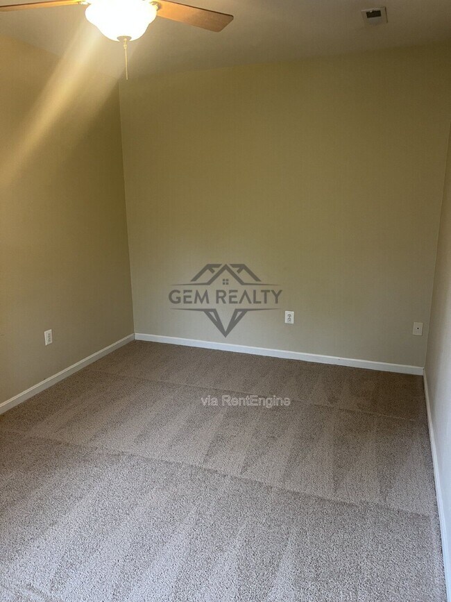 Building Photo - 6507 Hot Spring Ln