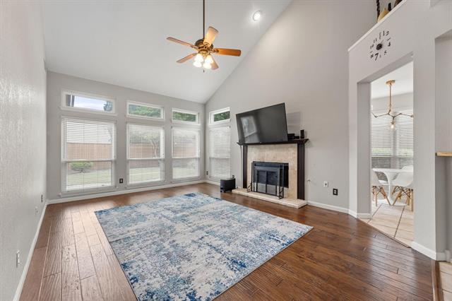 Building Photo - 10713 Alexandria Dr