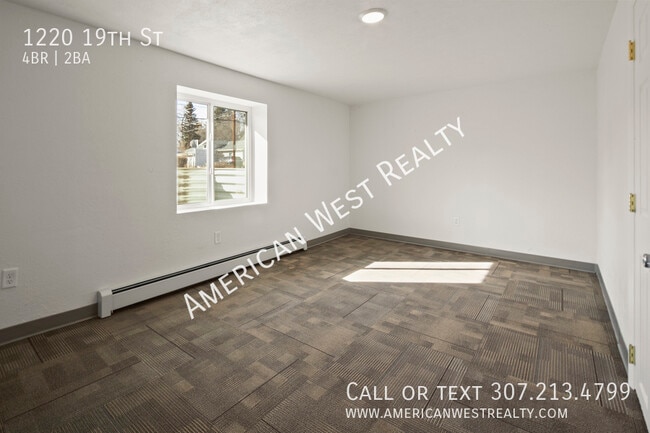 Building Photo - 1220 19th St