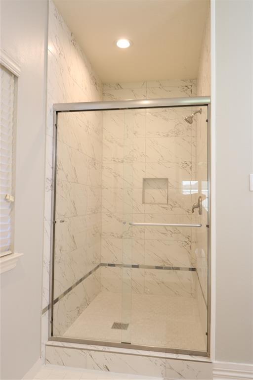 Building Photo - 13607 Robin Hill Ct